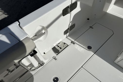 Boston Whaler 330 Outrage image