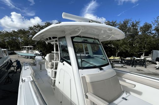 Boston Whaler 330 Outrage image