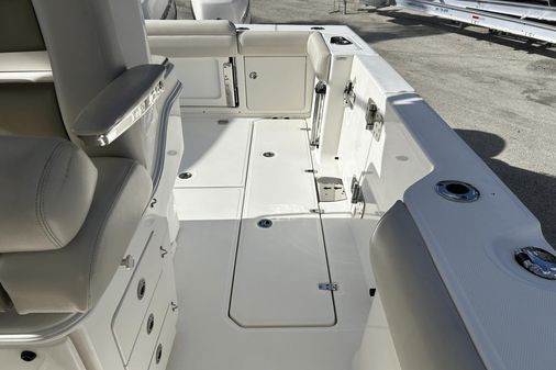 Boston Whaler 330 Outrage image