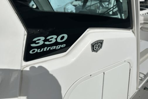 Boston Whaler 330 Outrage image