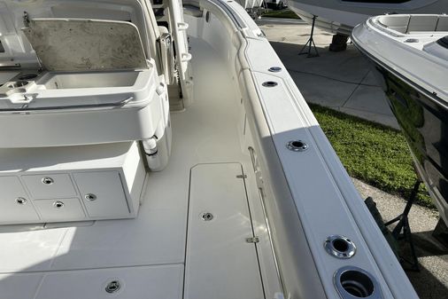 Boston Whaler 330 Outrage image