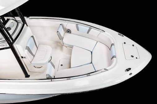 Robalo R230-CENTER-CONSOLE image