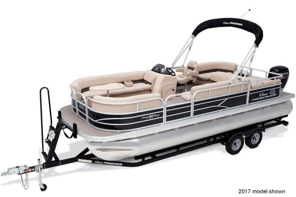Sun Tracker Party Barge 22 DLX - main image