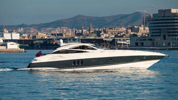 Sunseeker Predator 68