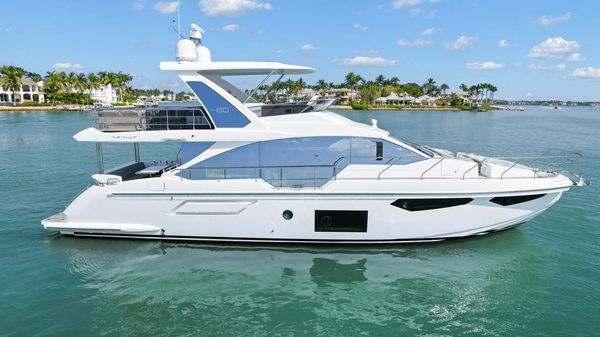 Azimut 60 fly 