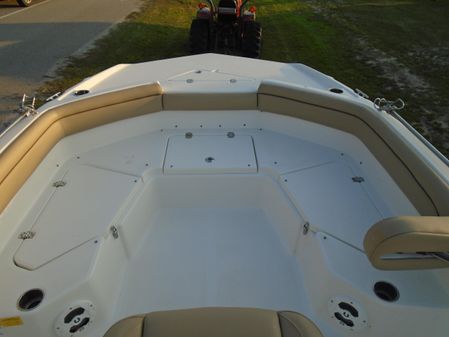 NauticStar 211 Hybrid image