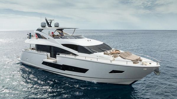 Sunseeker 86 Yacht