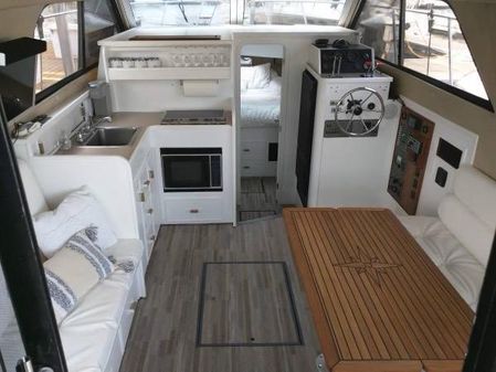 Chris-Craft 338 image