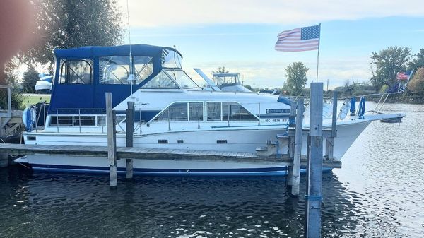 Chris-Craft 350 Catalina