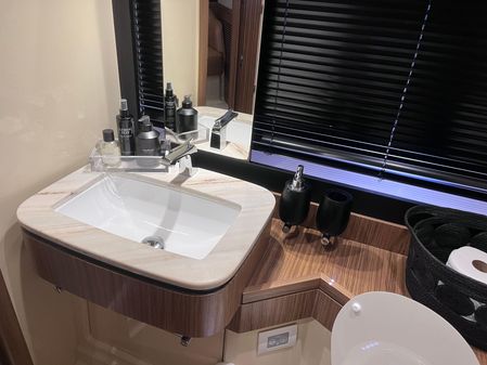 Azimut MAGAELLANO 53 FLYBRIDGE image