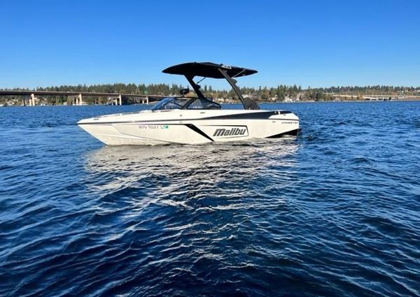 Malibu 22 LSV image