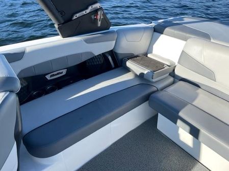 Malibu 22 LSV image