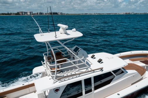 Gulf Crosser 52 image