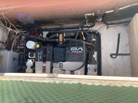 Rinker Fiesta Vee 266 image