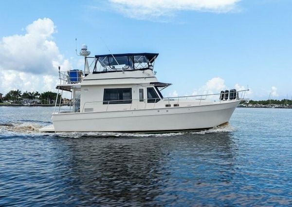 Mainship 430 Trawler image