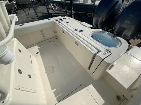 Cobia 262 Center Console image