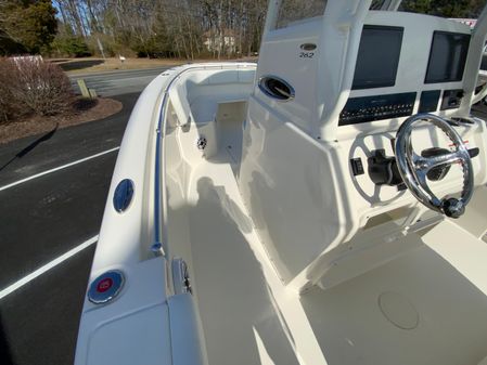 Cobia 262 Center Console image