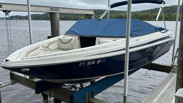 Chaparral 220 SSi 