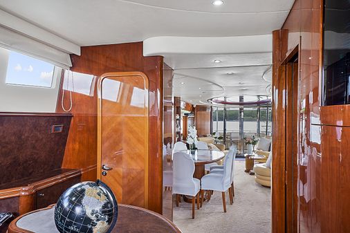 Azimut 85 Ultimate image