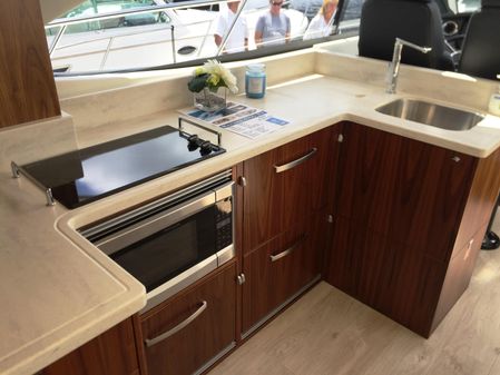 Riviera 4800-SPORT-YACHT image