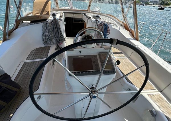 Beneteau 423 image