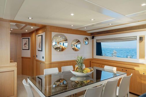 Custom Line Navetta 26 image