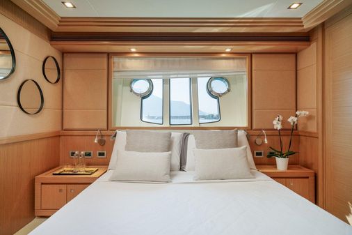 Custom Line Navetta 26 image