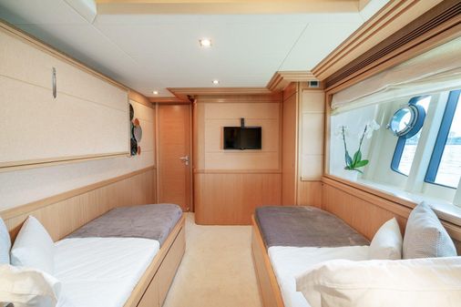 Custom Line Navetta 26 image