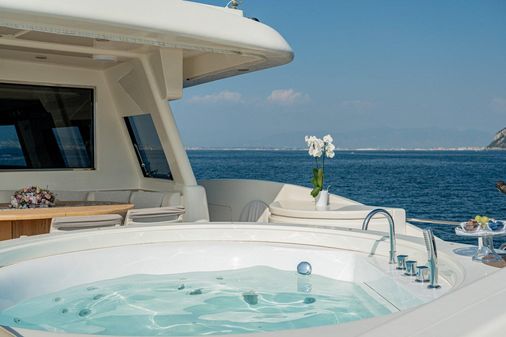 Custom Line Navetta 26 image