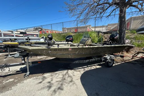 Tracker Grizzly 1648 SC 