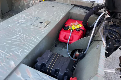 Tracker Grizzly 1648 SC image