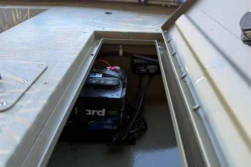 Tracker Grizzly 1648 SC image