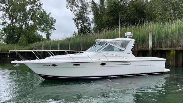 Tiara Yachts 3100 Open 