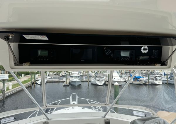 Viking 43 Convertible image