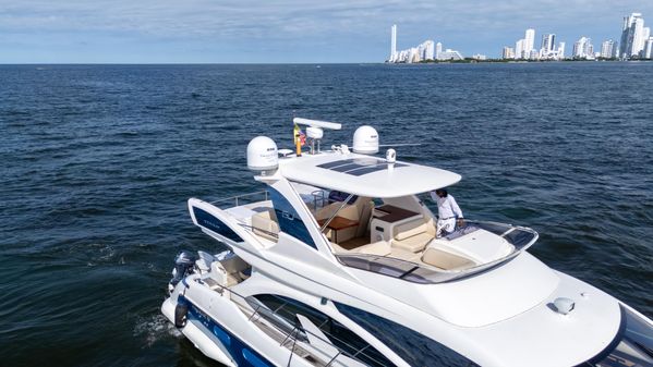 Azimut 60 Flybridge image