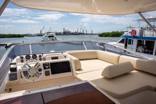 Azimut 60 Flybridge image