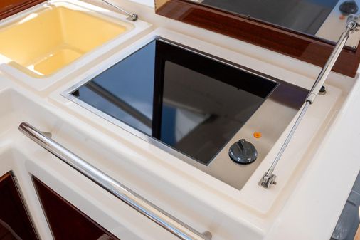 Azimut 60 Flybridge image