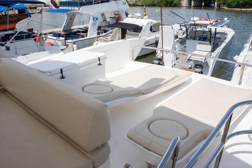 Azimut 60 Flybridge image