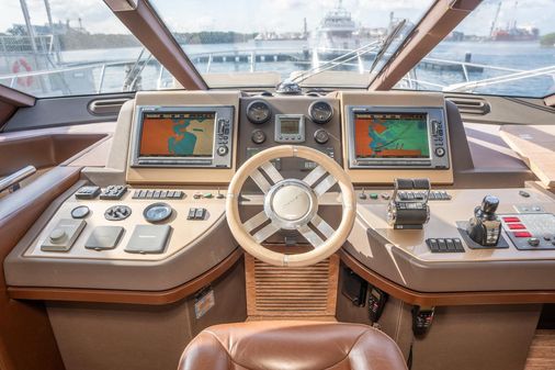 Azimut 60 Flybridge image