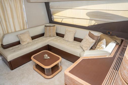 Azimut 60 Flybridge image