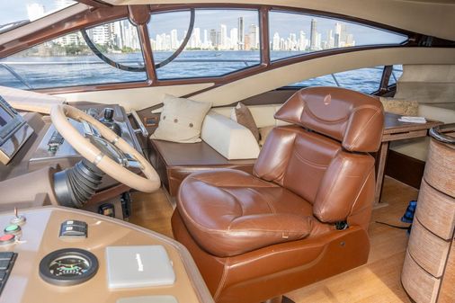 Azimut 60 Flybridge image