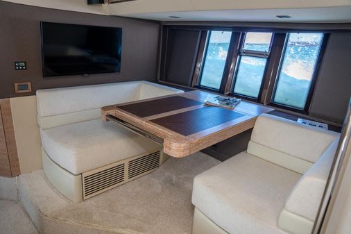 Azimut 60 Flybridge image