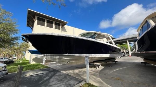Tiara Sport 43 LS