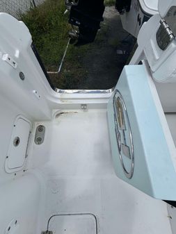 Sea Hunt Gamefish 30 With Forward Seating image