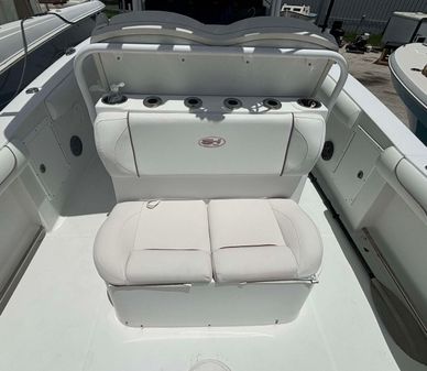 Sea Hunt Gamefish 30 With Forward Seating image