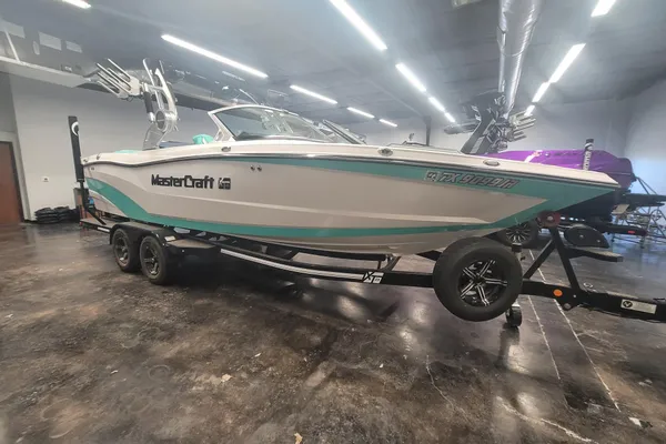 Mastercraft XT23 image