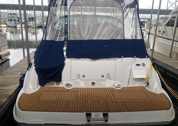 Crownline 350 Sport Yacht image