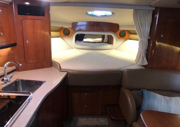 Crownline 350 Sport Yacht image