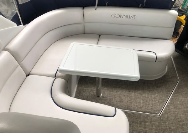 Crownline 350 Sport Yacht image