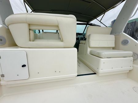 Tiara Yachts 3100 Open image